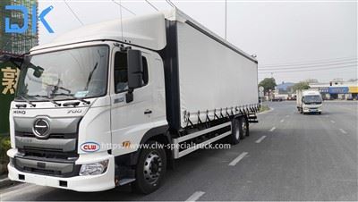 Hino 700 6 x2 Surtain Side Truck